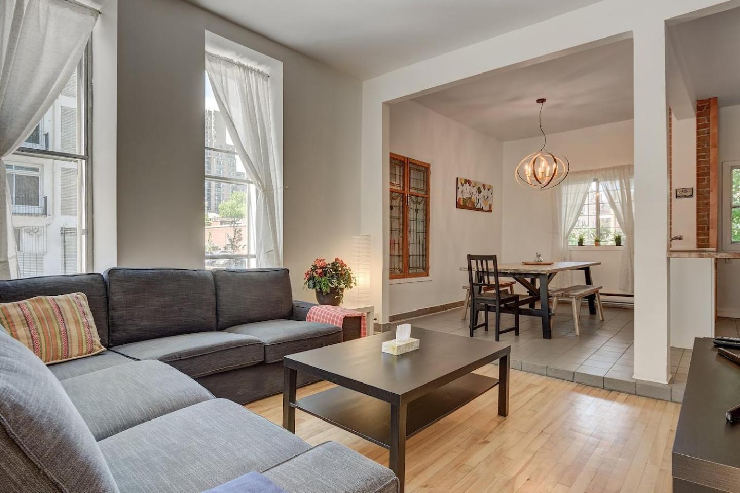 Perfect For Groups Big Livingroom 2 Backyard 3Br Montréal Exterior foto